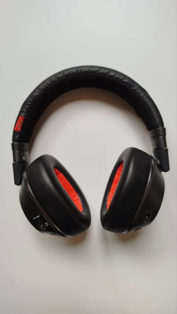 Наушники Plantronics Voyager 8200UC — фото 6