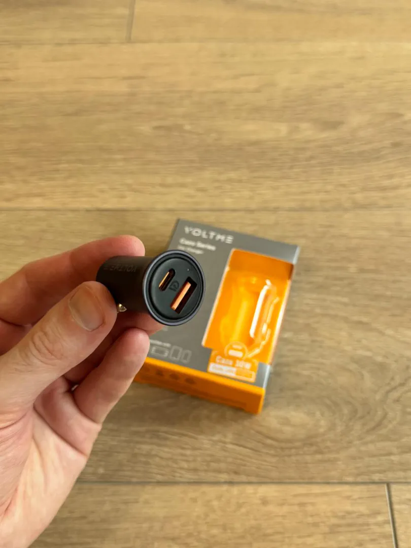 Зарядное устройство Voltme Cazo 30W — фото 2