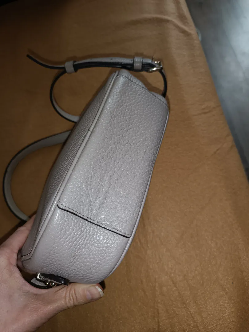 Beige leather handbag — photo 3