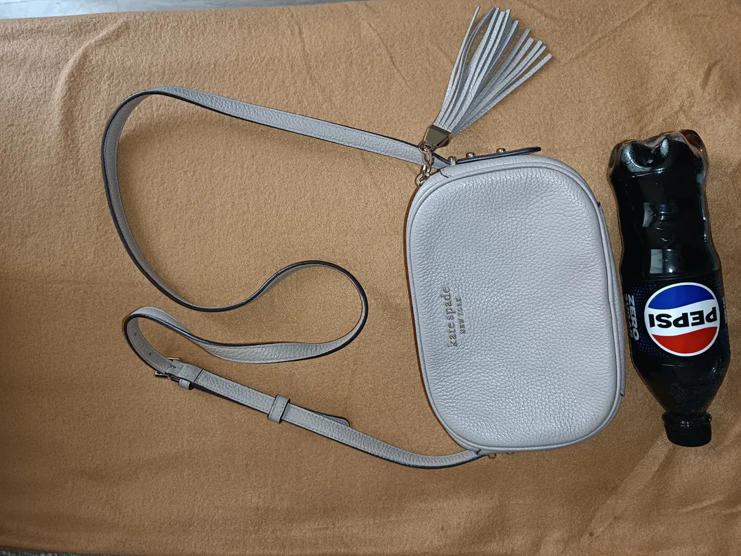 Beige leather handbag — photo 5