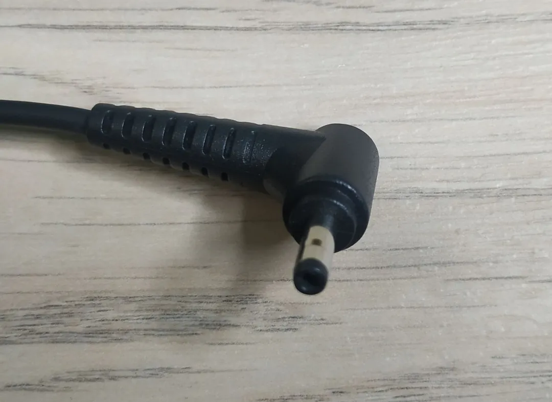 Зарядное устройство Lenovo ADLX65CLGE2A — фото 1