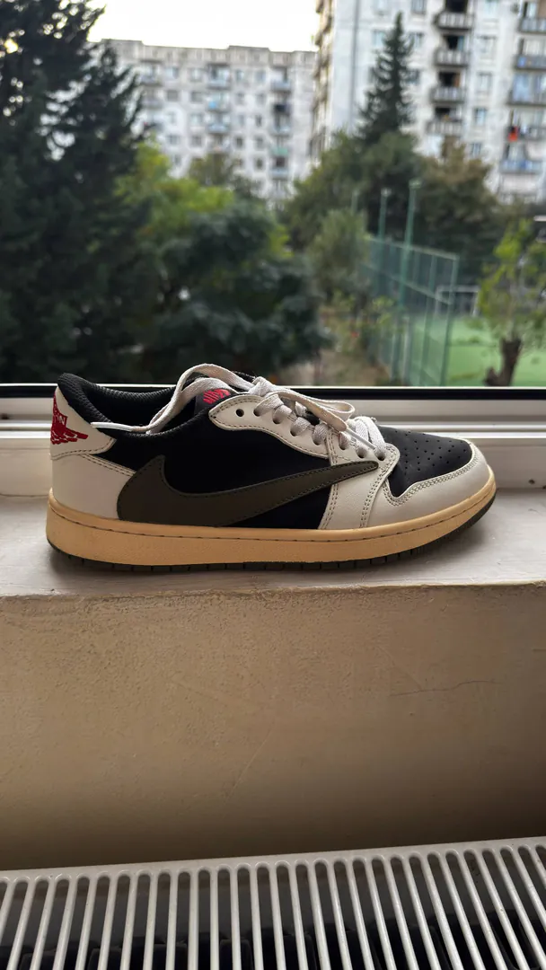 Кроссовки Jordan 1 Low Travis Scott — фото 2
