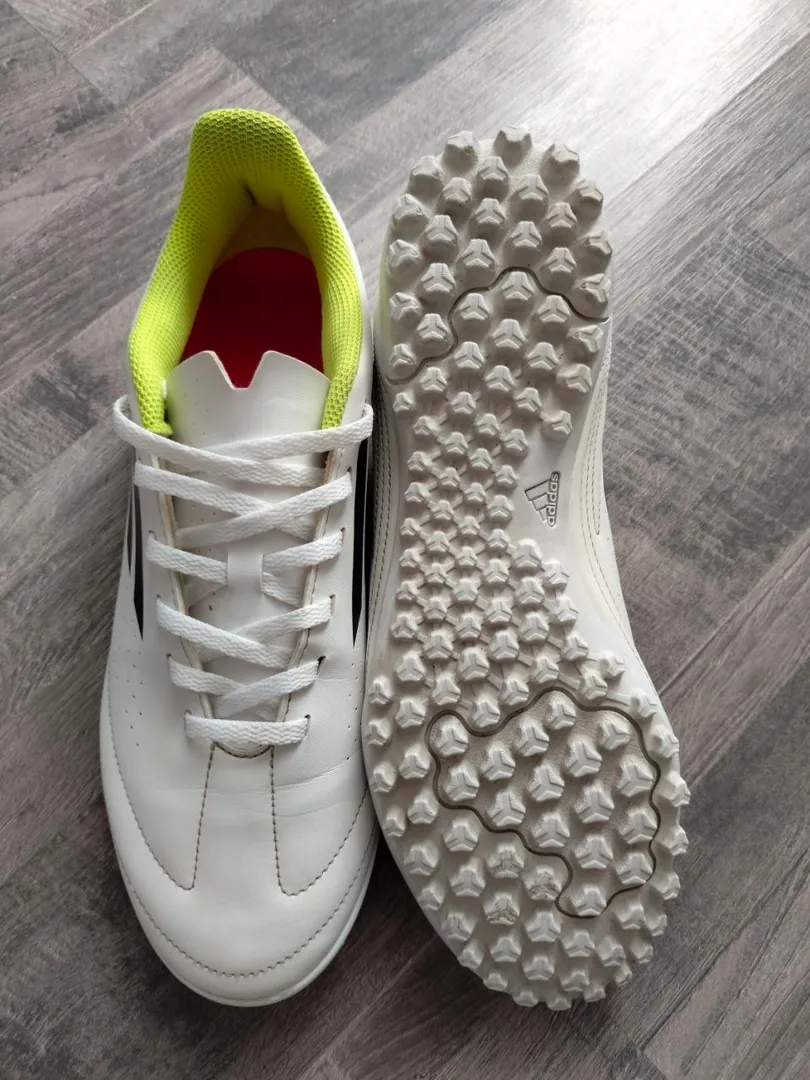 Футбольные бутсы Adidas Deportivo III TF — фото 3