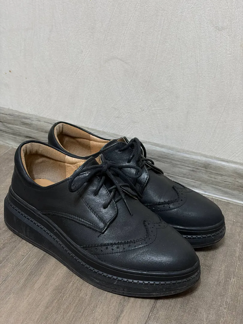Leather boots — photo 1