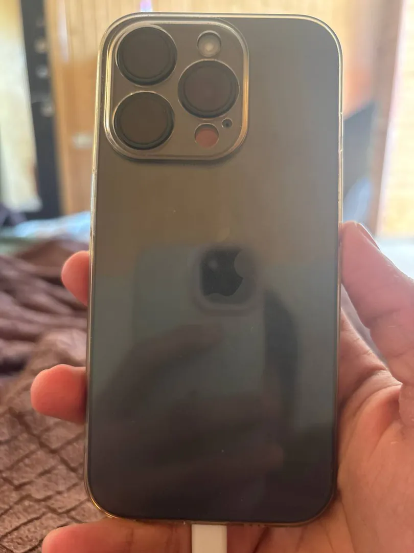 iPhone 15 Pro 256 GB ლურჯი ტიტანი — ფოტო 1