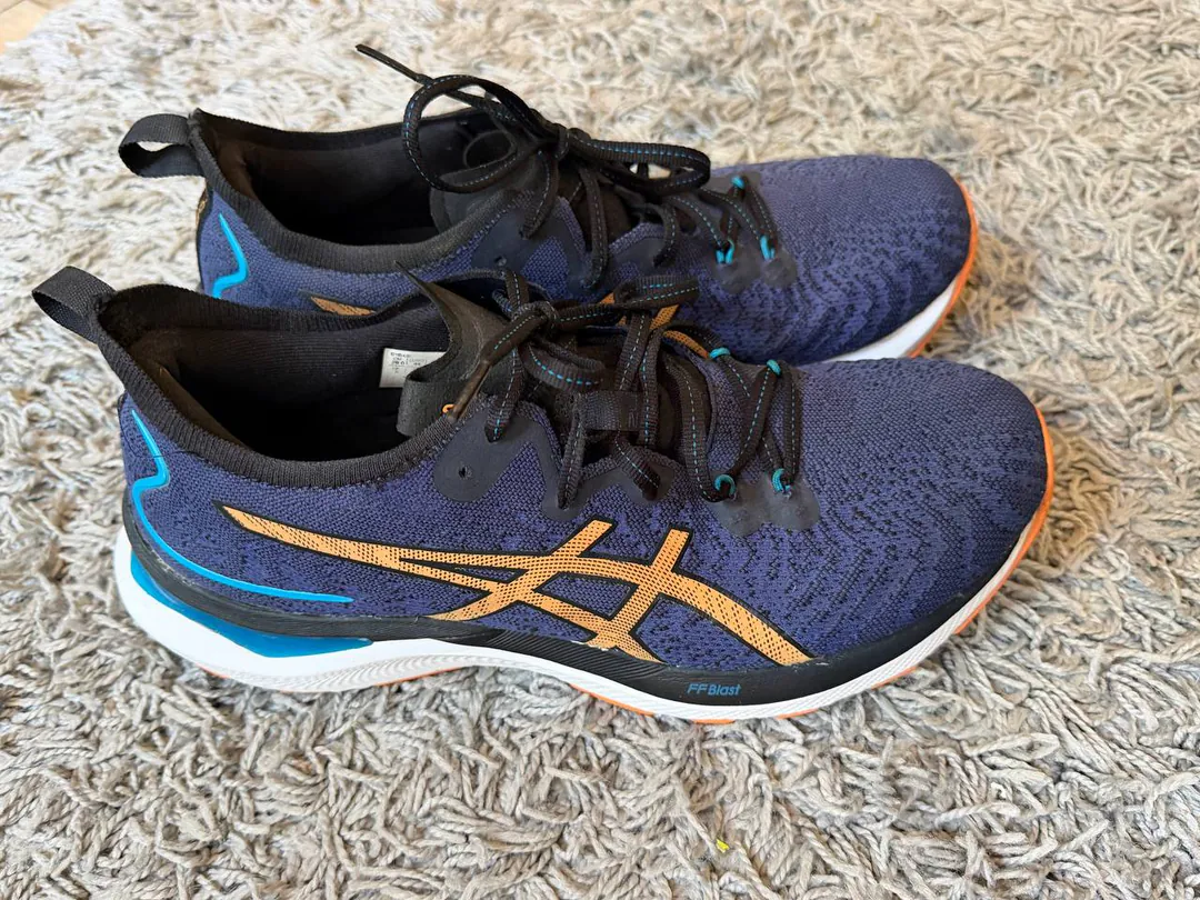 Кроссовки Asics — фото 1