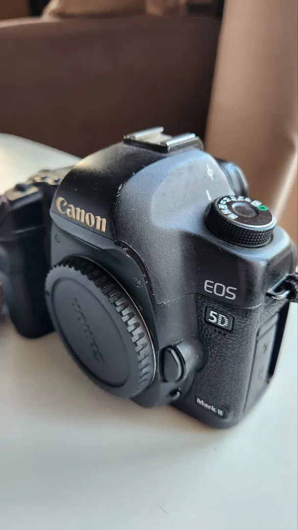 Canon EOS 5D Mark II ფოტოაპარატი — ფოტო 1