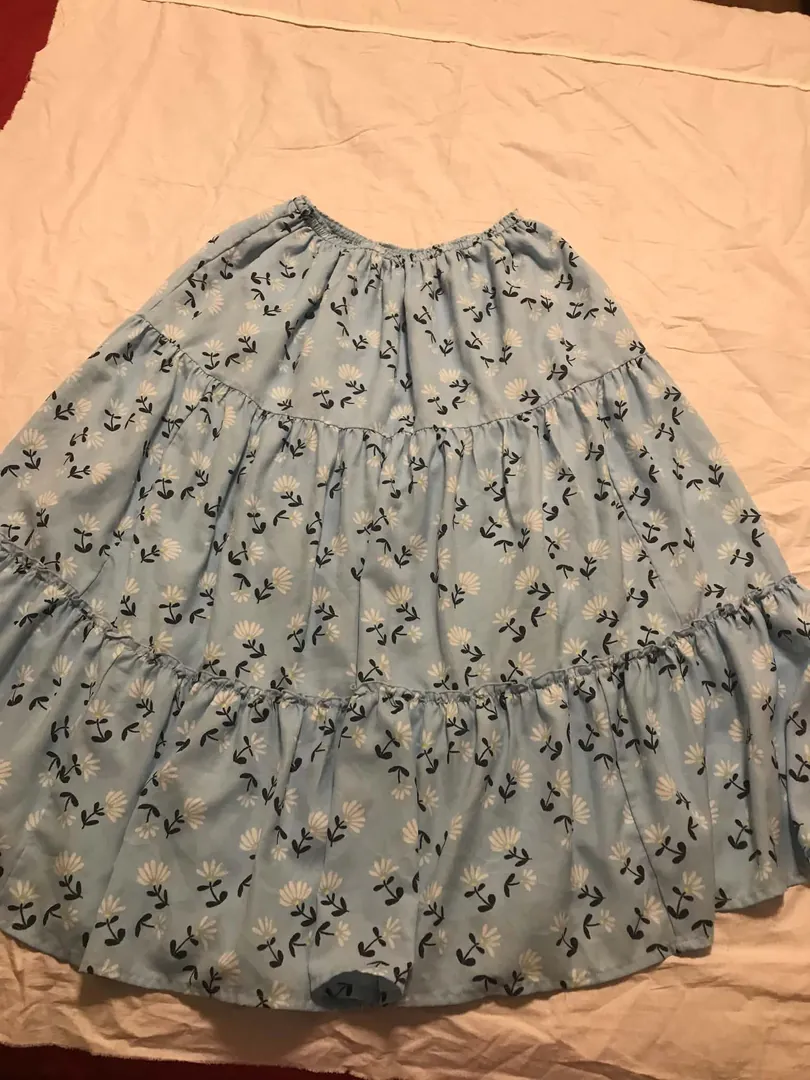Blue skirt, size M — photo 1