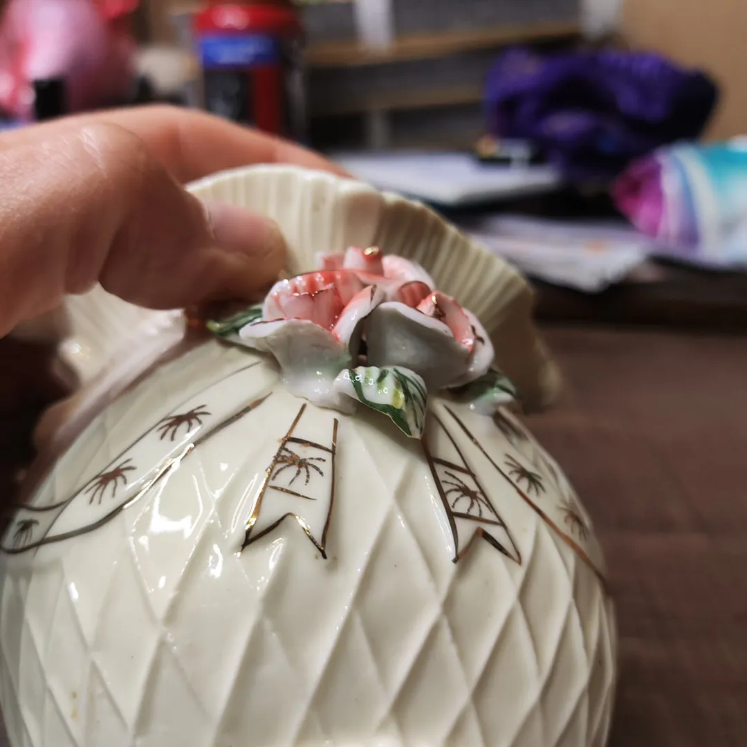Ceramic sugar bowl — photo 1