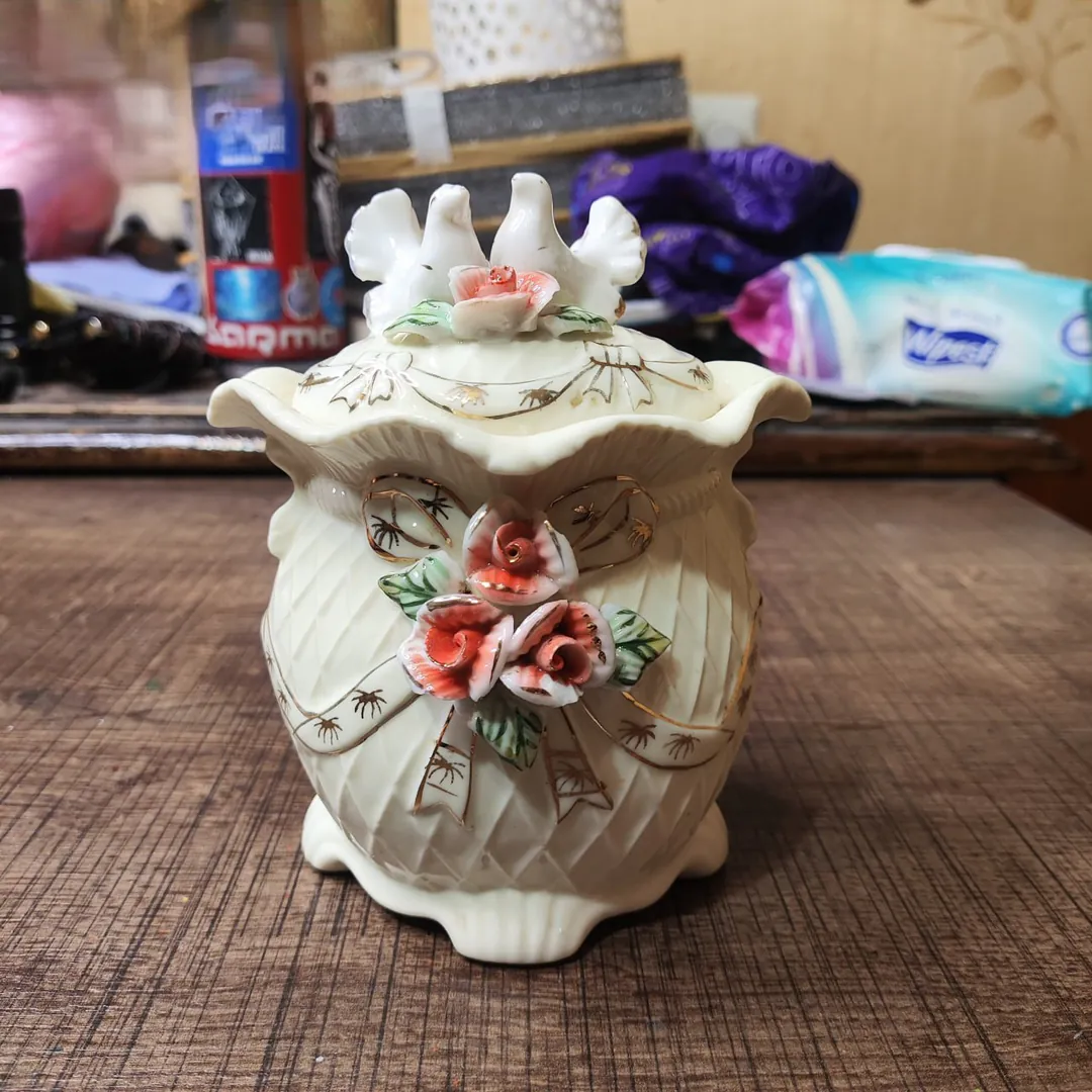 Ceramic sugar bowl — photo 3