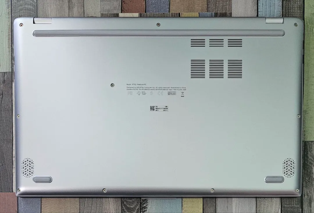 Ноутбук Asus Vivobook X712JA — фото 1
