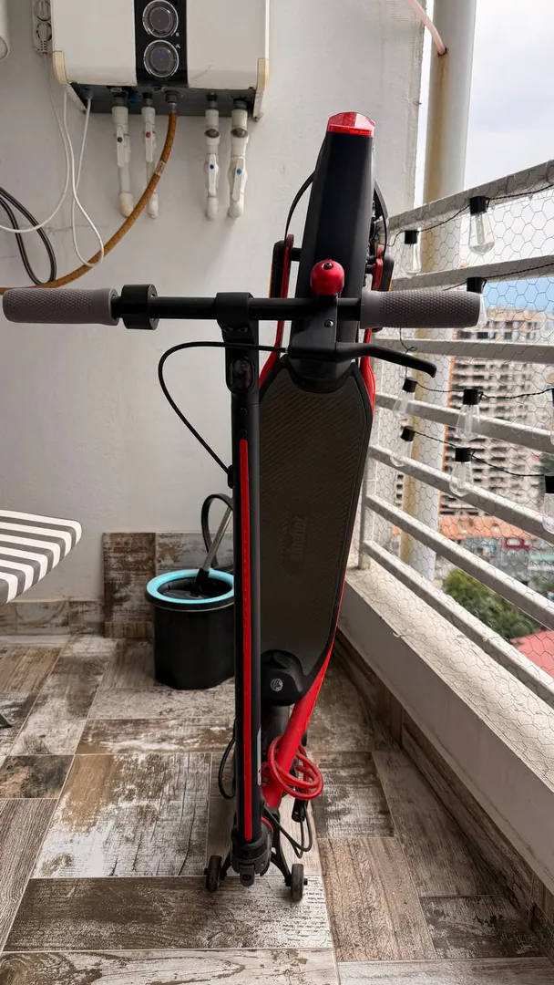 Ninebot Segway D18E Electric Scooter — photo 2