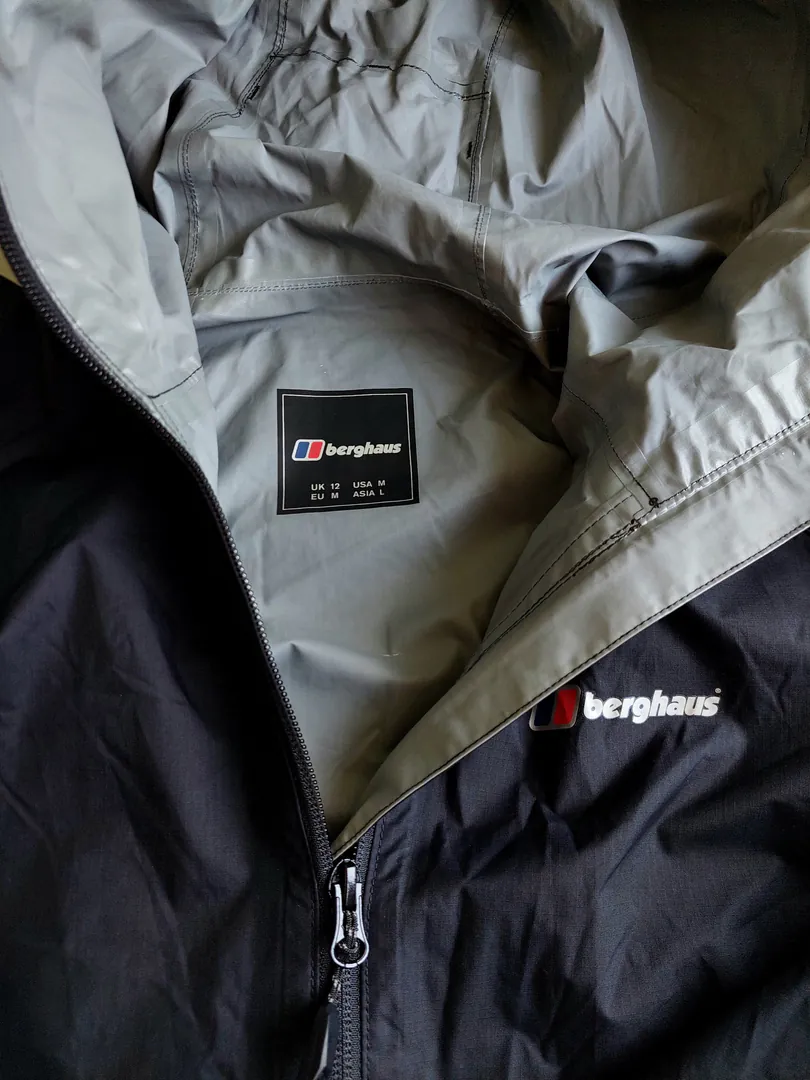 Women's Berghaus jacket — photo 4