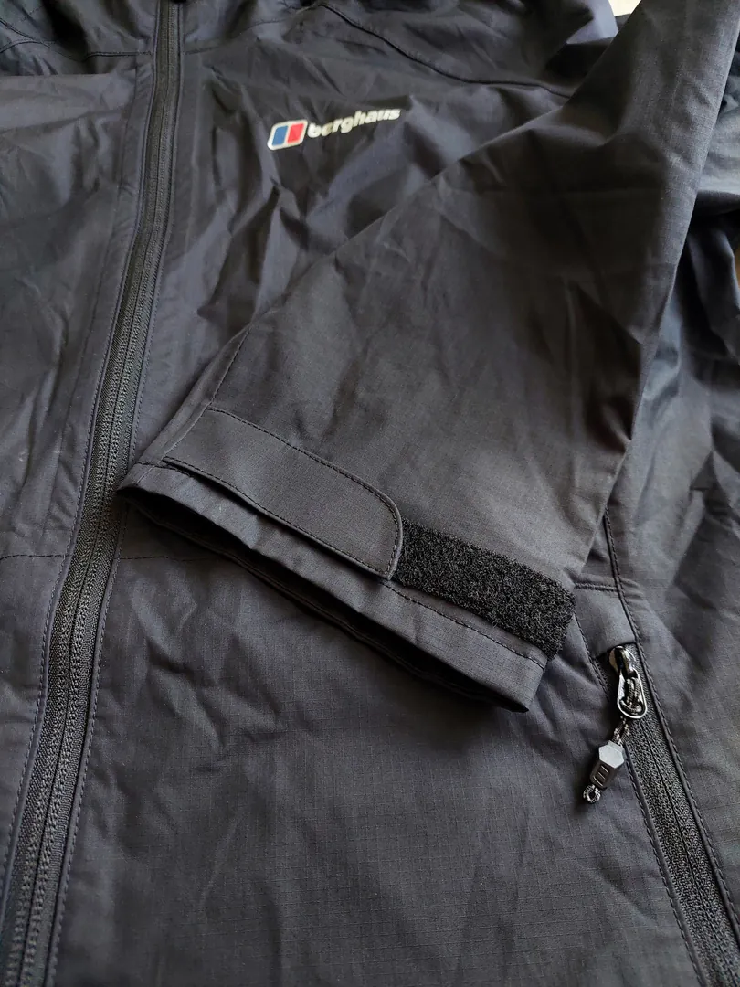 Women's Berghaus jacket — photo 6