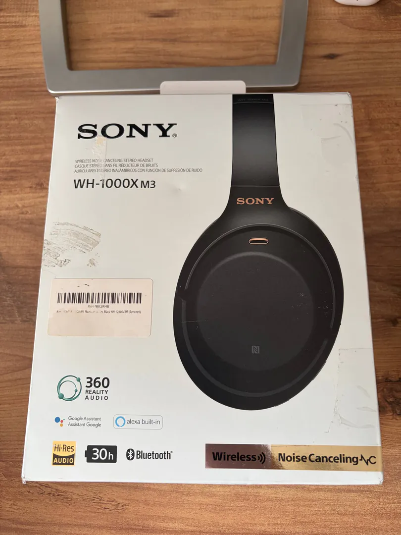 Sony WH-1000XM3 Headphones — photo 1