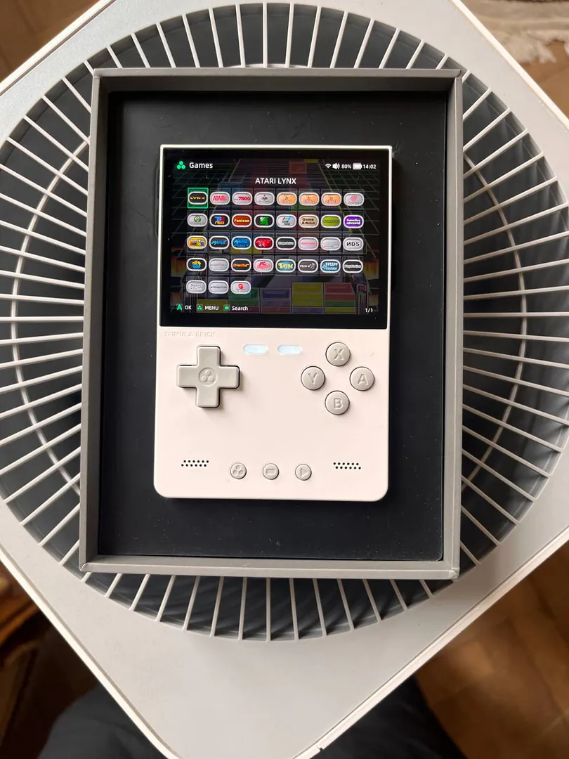 TrimUI Brick Game Console — photo 1