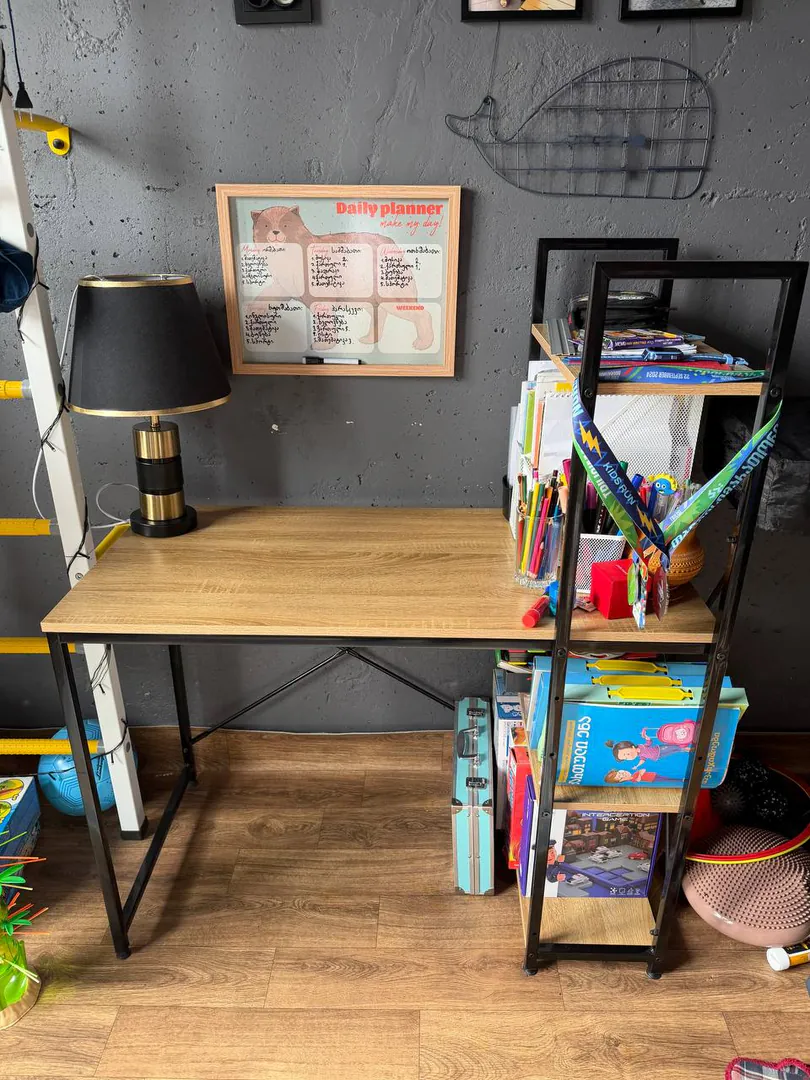 Study desk 50/100 cm — photo 1