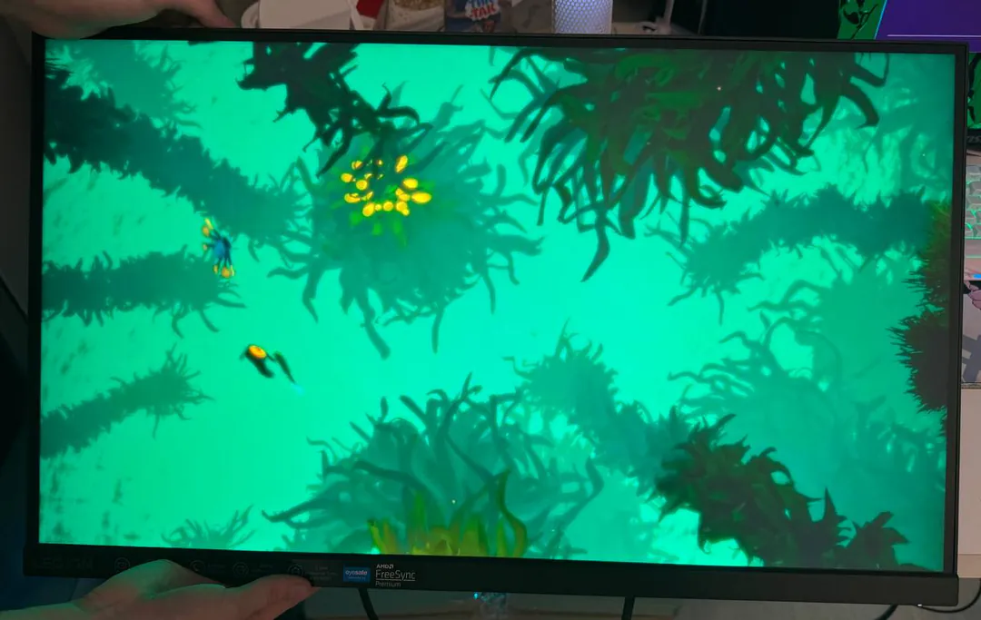 Gaming monitor Lenovo Legion Y27qf-30 — photo 1