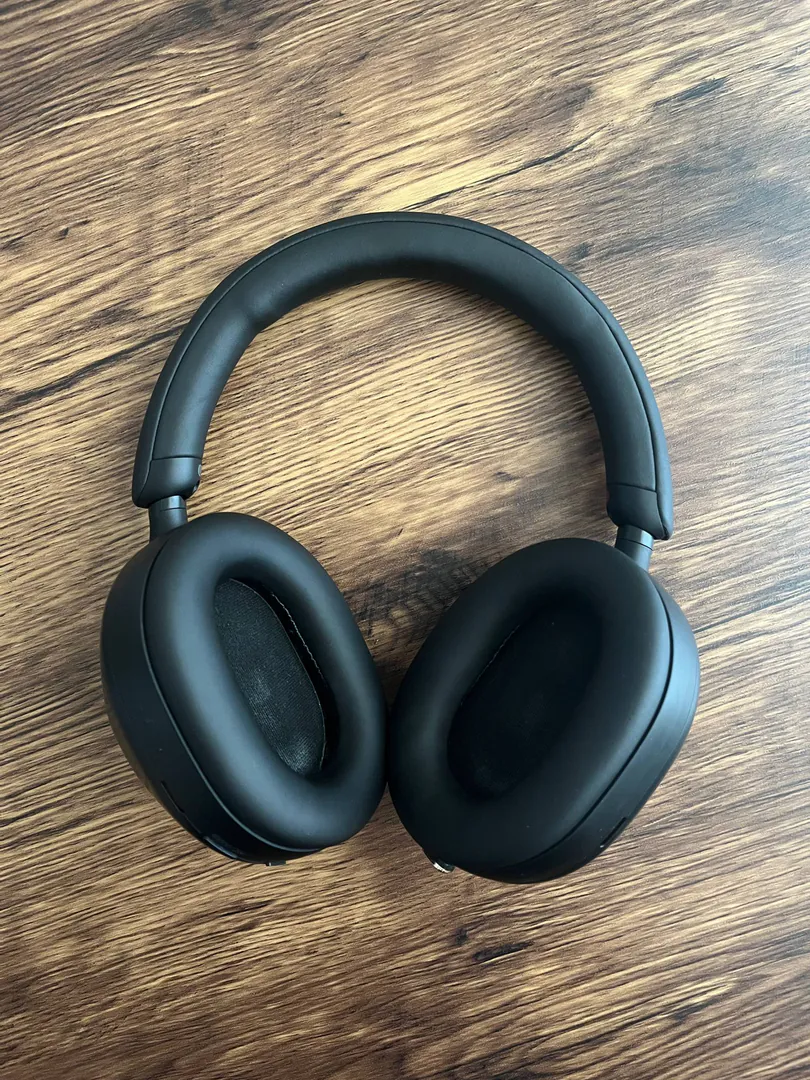 Наушники Sony WH-1000XM5 — фото 5