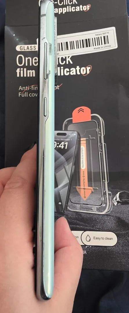 Смартфон Samsung S20 FE 256GB — фото 2
