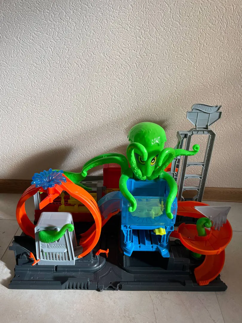 Play Track Hot Wheels Octopus — photo 3