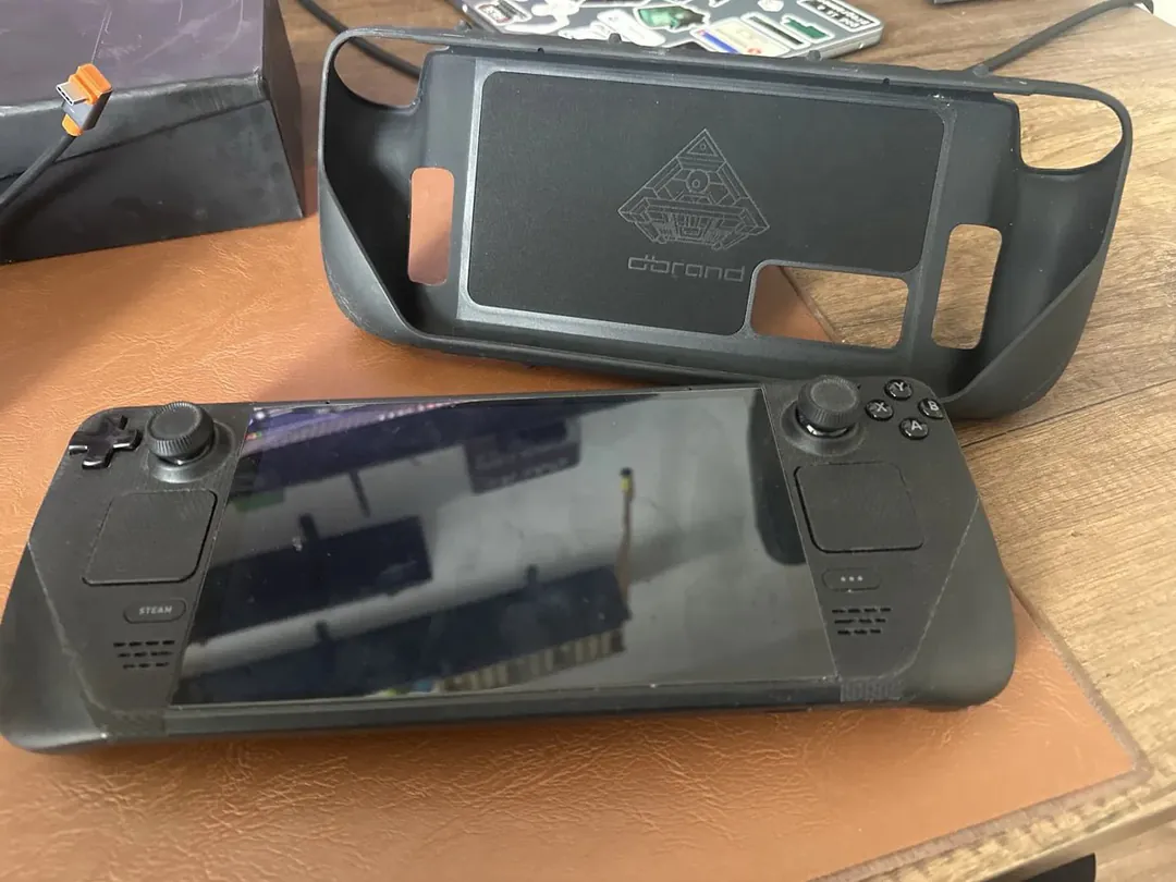 Steam Deck OLED 512GB с аксессуарами — фото 1