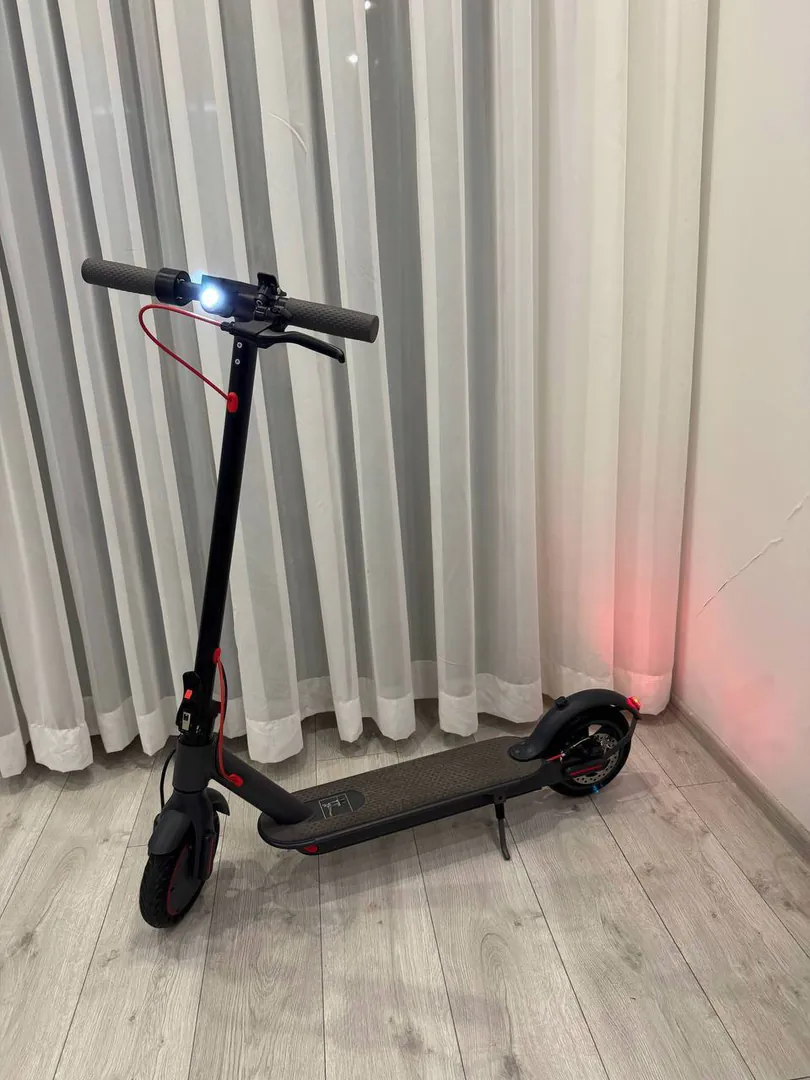 ელექტრო სამოციკლო Kickscooter — ფოტო 5