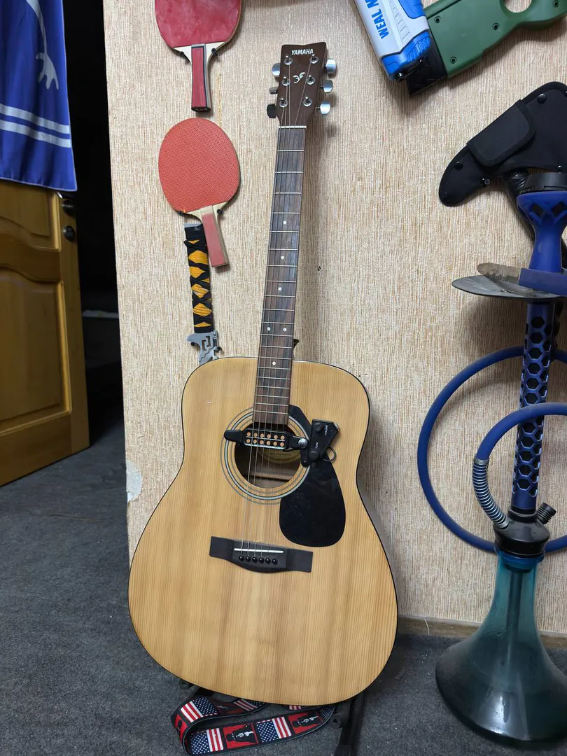 Guitar Yamaha F310 — photo 2