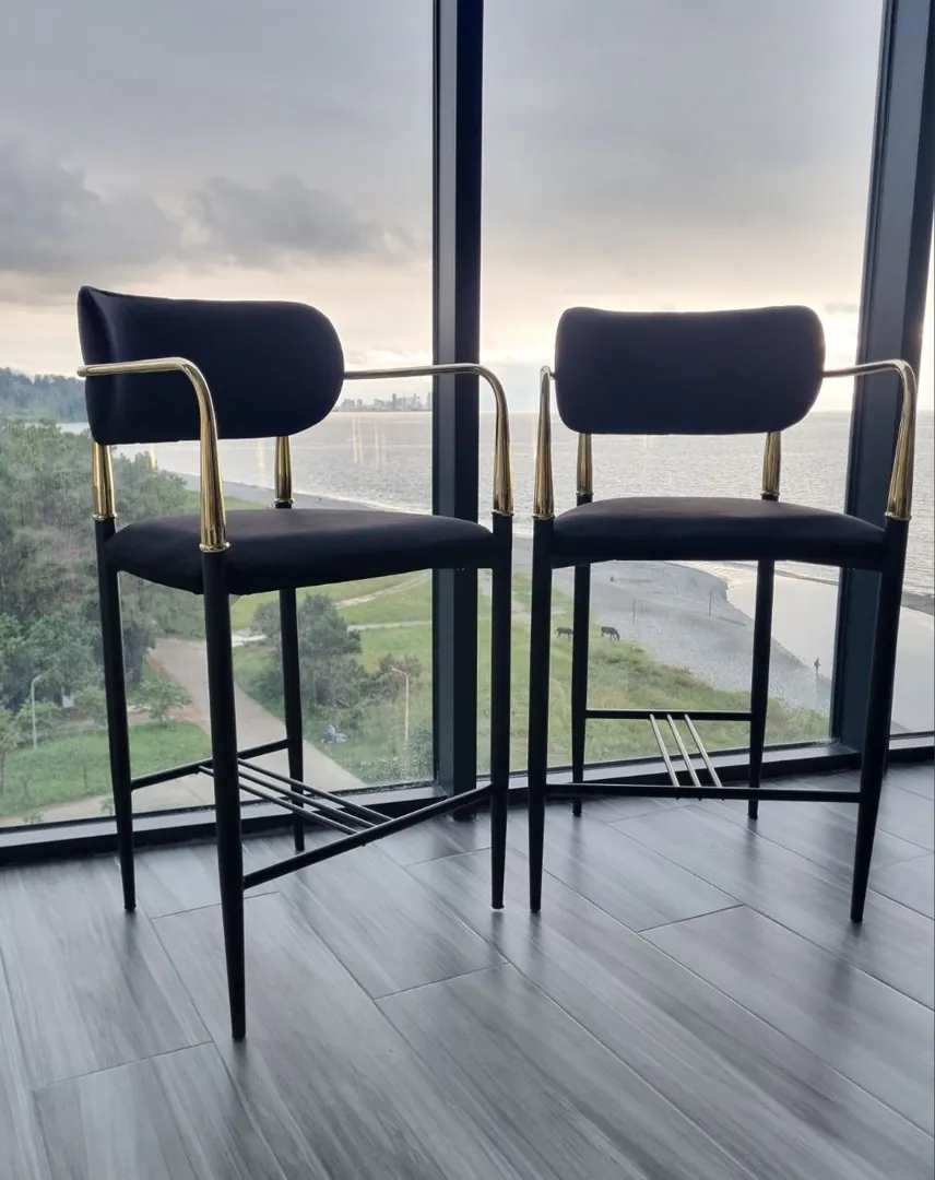 Bar stools — photo 2