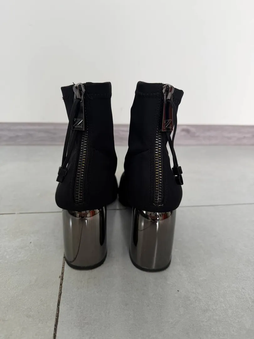 Zara ბოტილონები, ზომა 36 — ფოტო 1