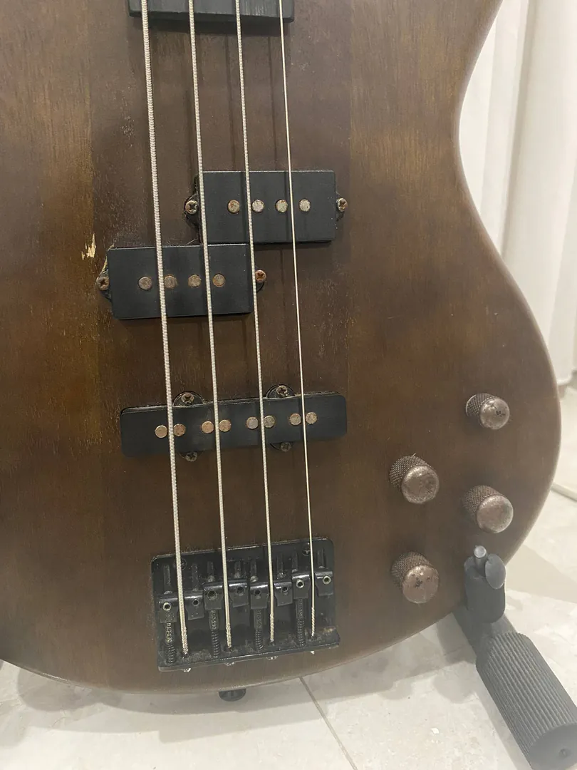 Бас-гитара Ibanez GSR200B GIO — фото 1