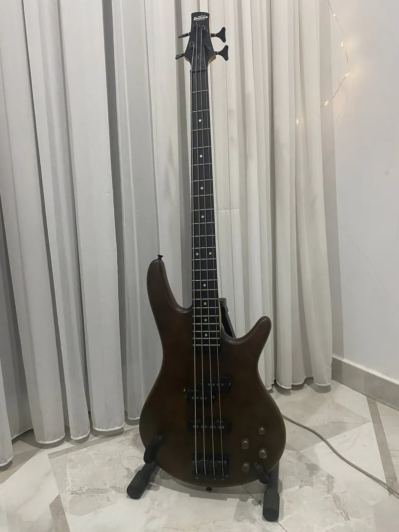 Бас-гитара Ibanez GSR200B GIO — фото 4