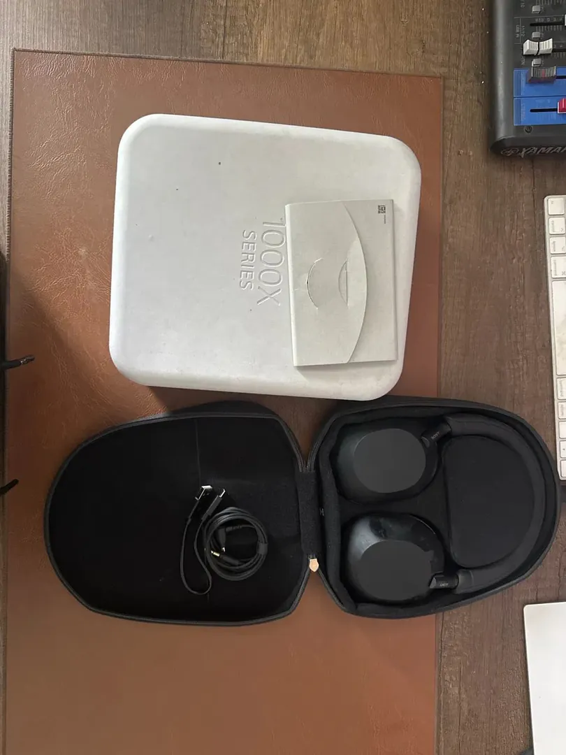 Наушники Sony WH-1000XM5 — фото 1