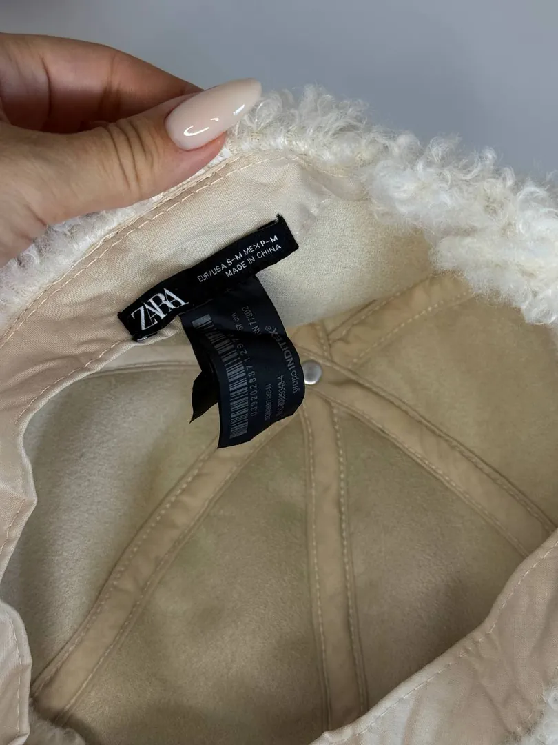 Зимняя кепка Zara — фото 1
