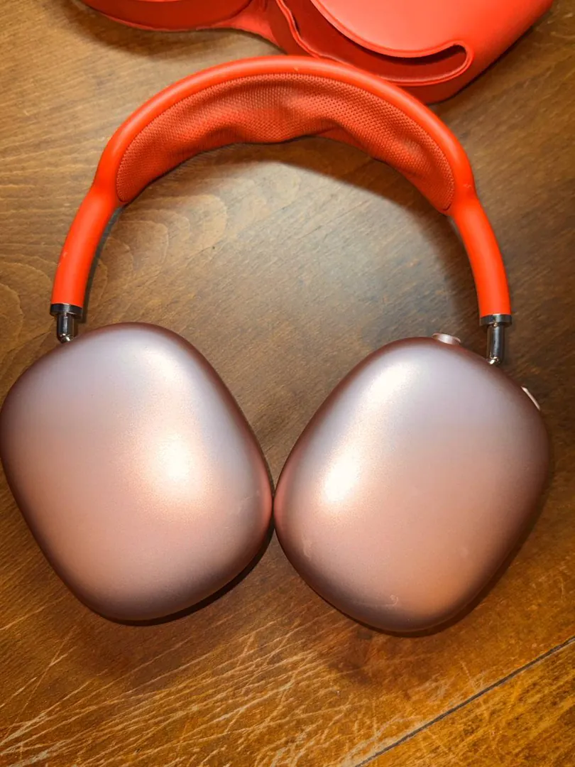 AirPods Max Headphones — photo 4