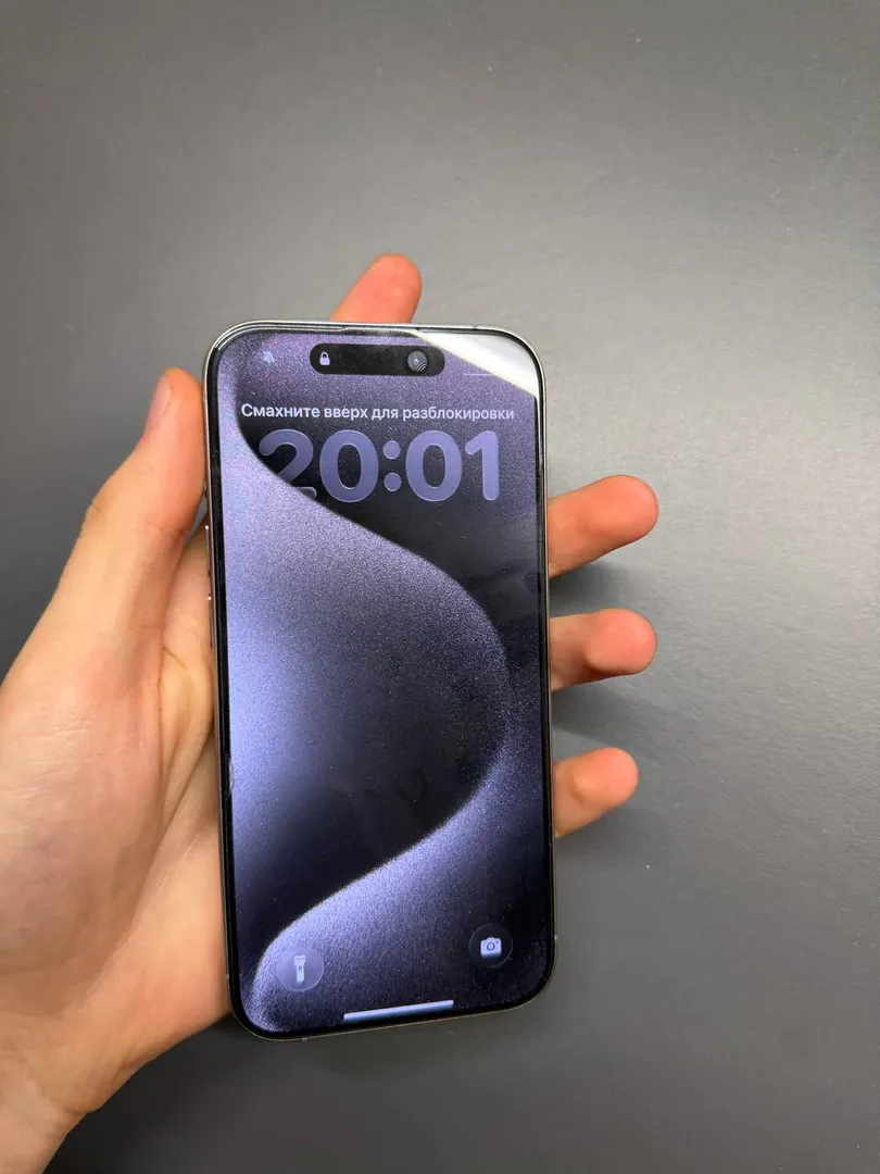 iPhone 15 Pro Natural Titanium — фото 6