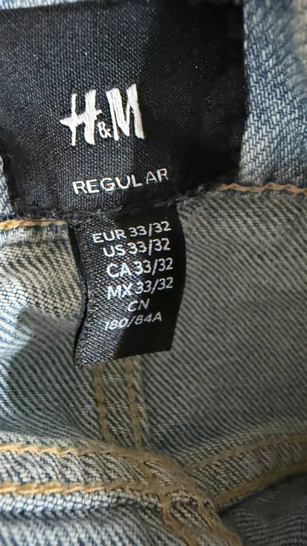 Джинсы H&M Regular Fit W33/L32 — фото 1