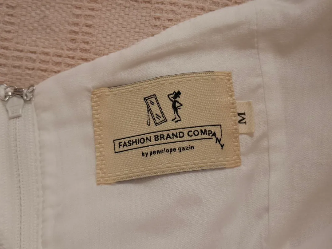 White mini dress Fashion Brand Company — photo 1