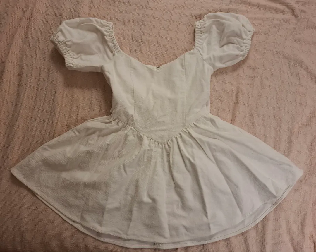 White mini dress Fashion Brand Company — photo 3
