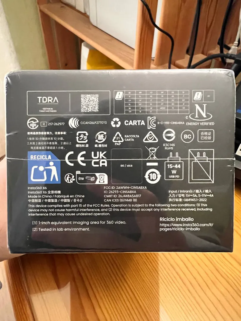 Insta360 X6 Standard Bundle — фото 2