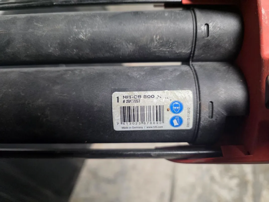Hilti Silicone Gun — photo 3