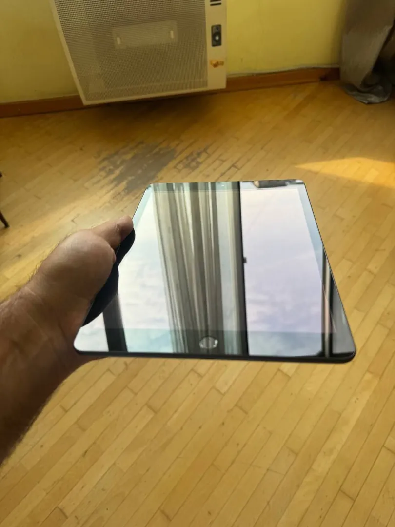 iPad 9th generation 64 GB со стилусом — фото 2