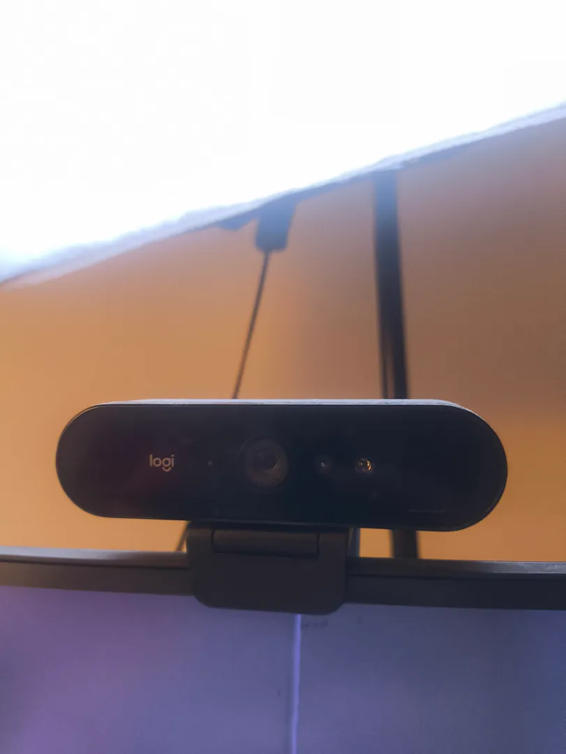 Веб-камера Logitech BRIO 4K Ultra HD — фото 3