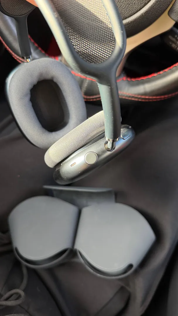 Headphones AirPods Max Midnight — photo 1