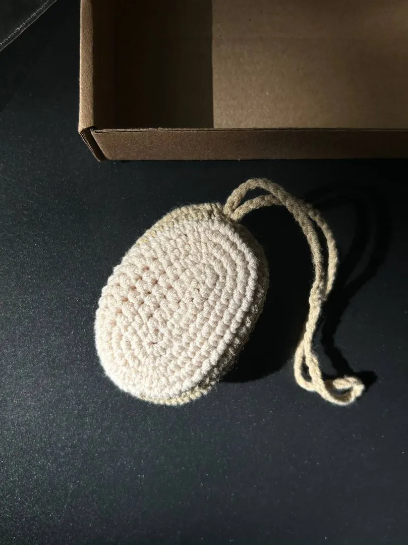 Knitted sandwich with caviar keychain — photo 2