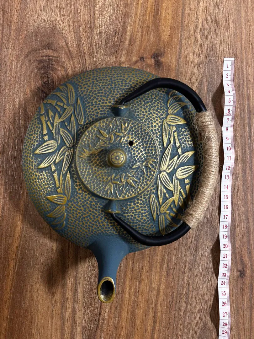Cast iron teapot for tea ceremonies 650 ml — photo 3