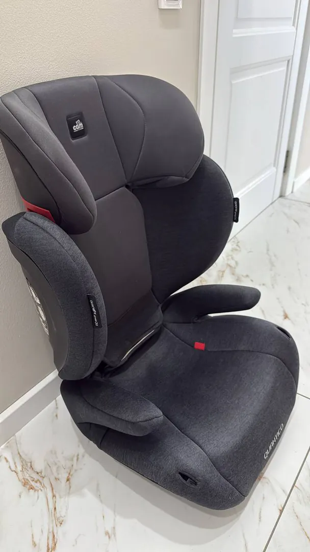Детское автокресло-бустер с Isofix — фото 1