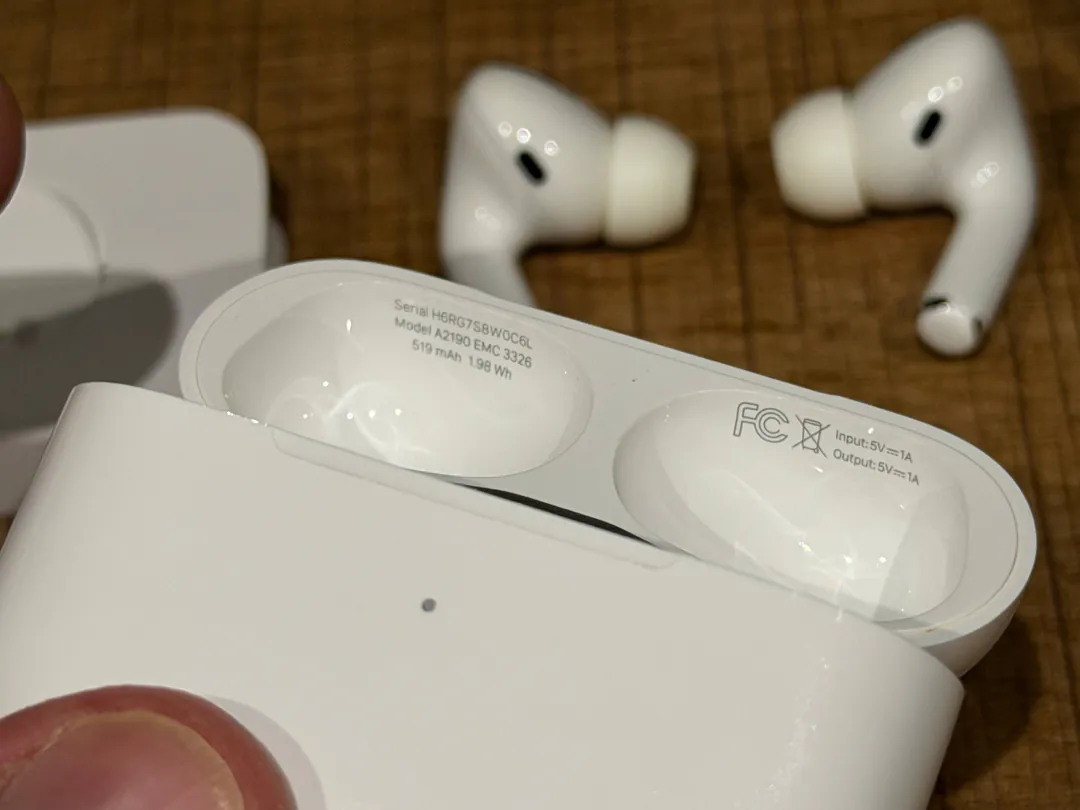 AirPods Pro 1 — photo 2