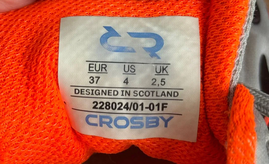 CROSBY Sneakers — photo 1