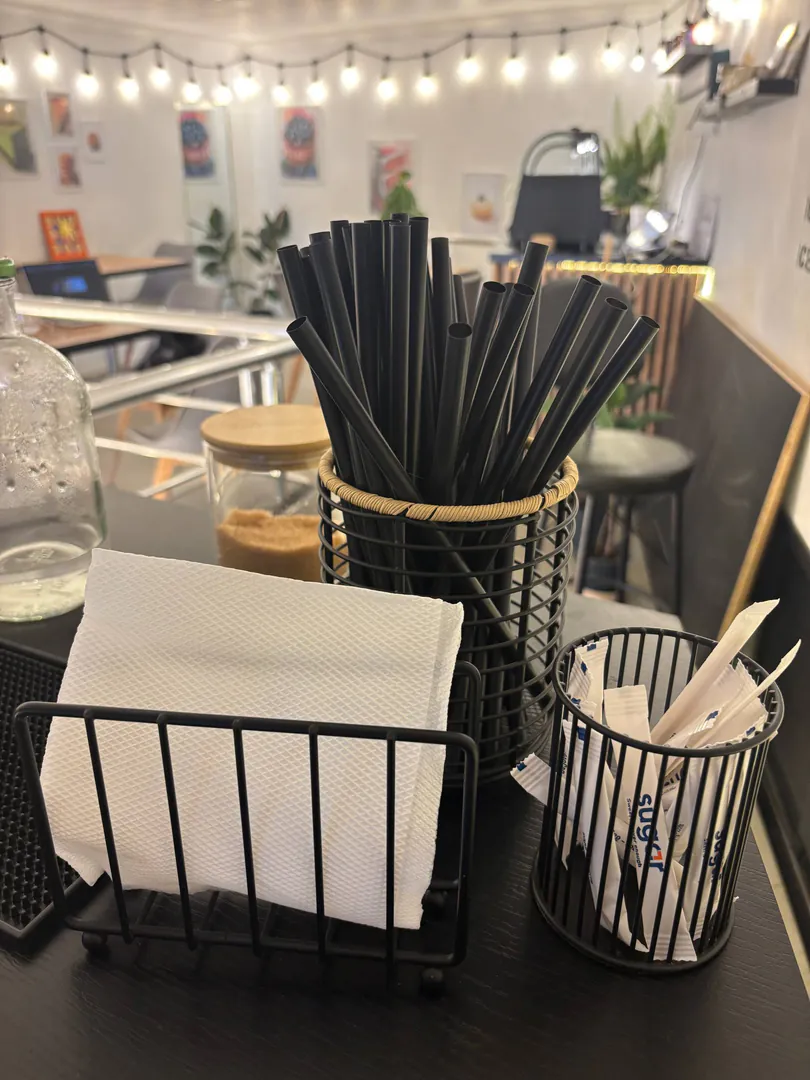 Set of straw holders and napkin holder — photo 1